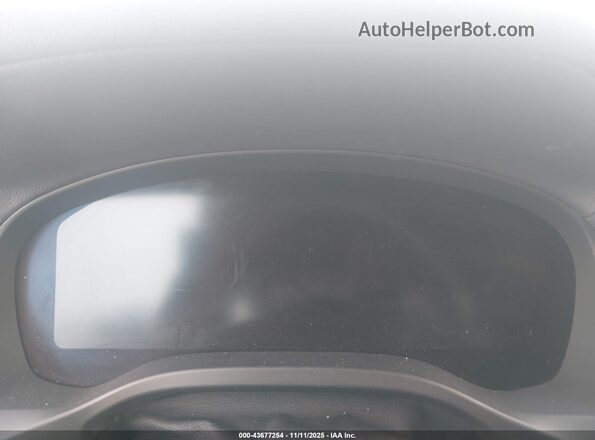 5UX2V1C06M9E92547 2021 BMW X4 White 360 interior view