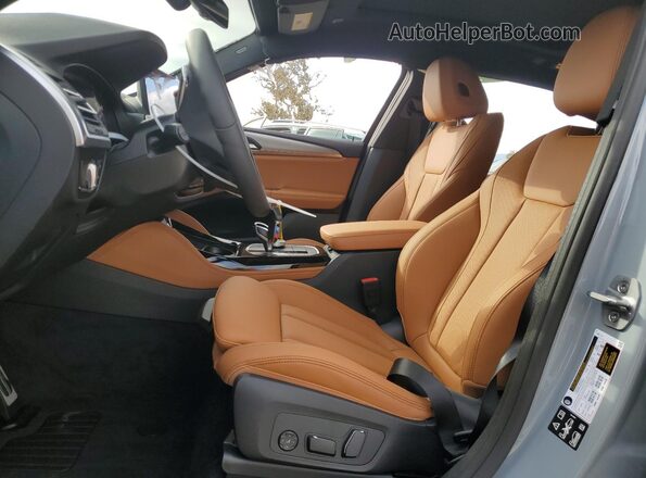 5UX33DT07S9150806 2025 BMW X4 Gray Սալոնի դիմացի տեսք
