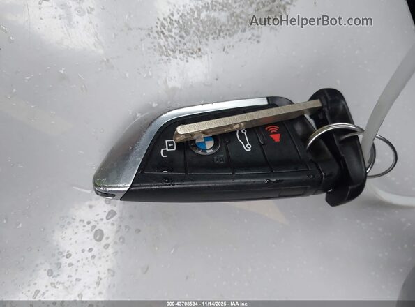 5UX33DT09N9J09596 2022 BMW X4 Black Vista del salpicadero