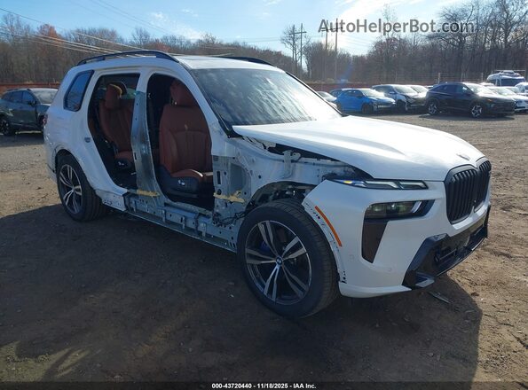 5UX33EM06S9Z55281 2025 BMW X7 White Вид спереду