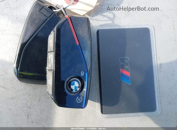 5UX33EM06S9Z55281 2025 BMW X7 White Вид панелі приладів