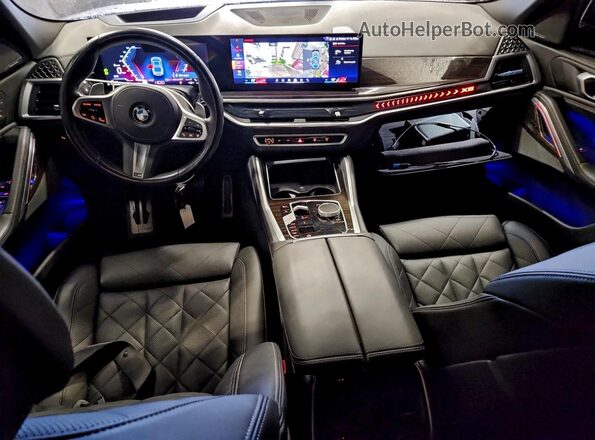 5UX33EX04R9V84014 2024 BMW X6 Серый Вид панели приборов