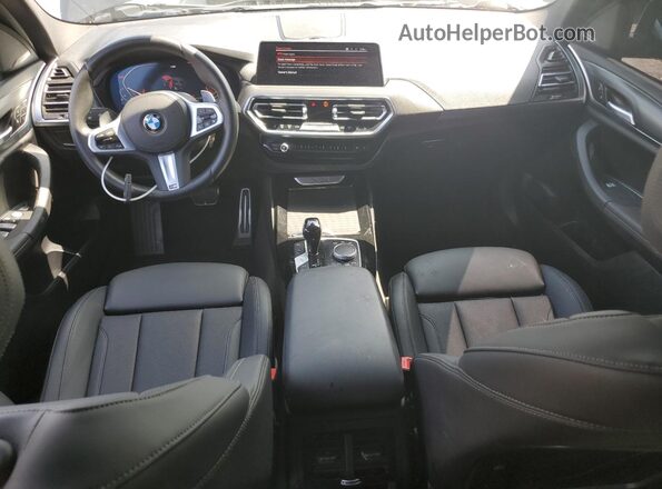 5UX43DP00R9X32626 2024 BMW X3 Gray Dashboard view
