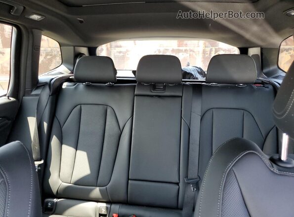 5UX43DP00R9X32626 2024 BMW X3 Gray Rear seats view