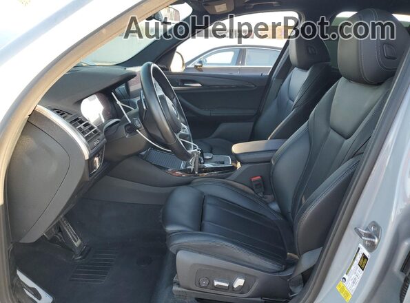 5UX43DP01P9P15976 2023 BMW X3 Gray Front interior view