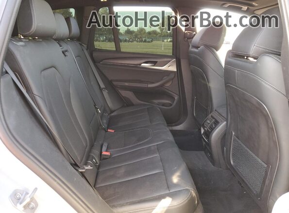 5UX43DP01P9P15976 2023 BMW X3 Gray Rear interior view