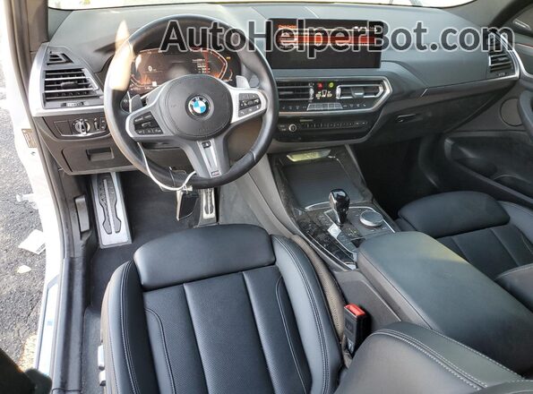 5UX43DP01P9P15976 2023 BMW X3 Gray Dashboard view