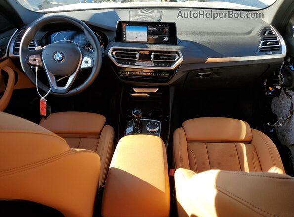 5UX43DP01R9T51108 2024 BMW X3 Gray Dashboard view