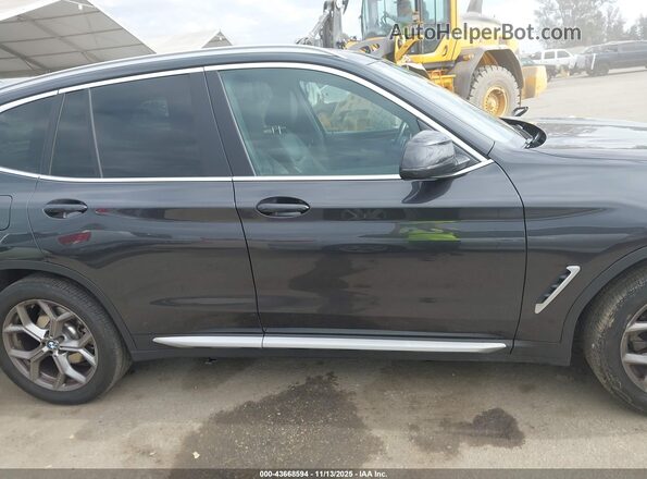 5UX43DP04P9N93663 2023 BMW X3 Gray უკანა სალონის ხედი