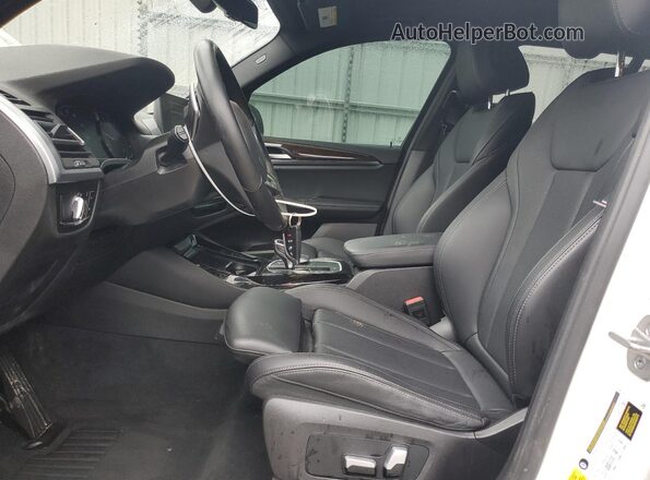 5UX43DP05N9J79479 2022 BMW X3 White Вид салону спереду