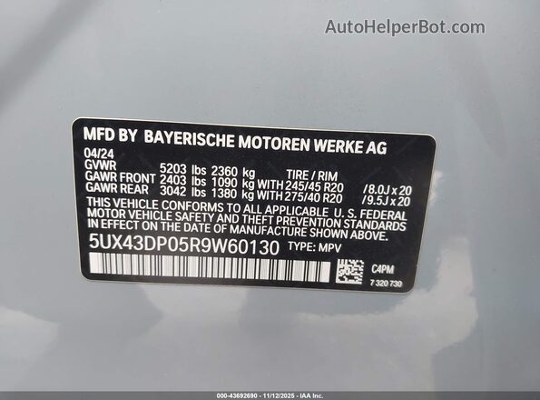 5UX43DP05R9W60130 2024 BMW X3 Gray Widok komory silnika