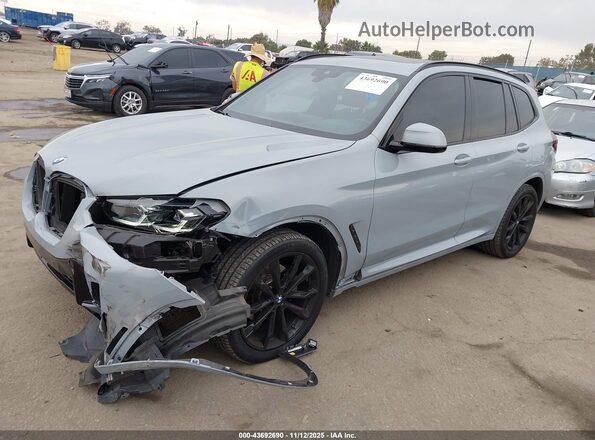 5UX43DP05R9W60130 2024 BMW X3 Gray Przód lewy