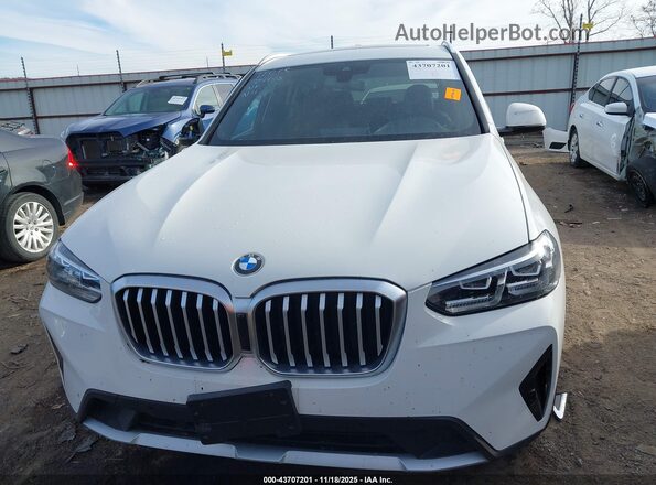 5UX43DP06N9J72346 2022 BMW X3 White Vista del cuadro de instrumentos