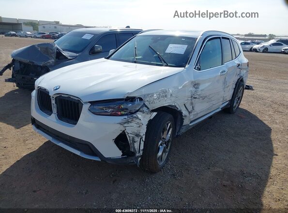 5UX43DP06N9M06632 2022 BMW X3 White Przód lewy