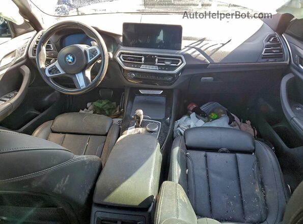 5UX43DP08N9K27038 2022 BMW X3 Blue Вид панелі приладів
