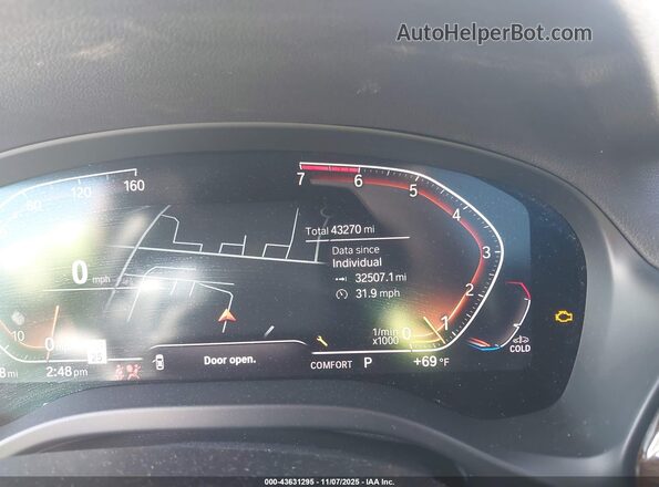 5UX43DP08R9U64053 2024 BMW X3 Blue Вид задніх сидінь