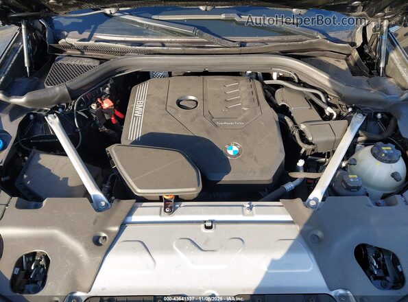 5UX43DP09N9J02131 2022 BMW X3 Black Widok z tyłu