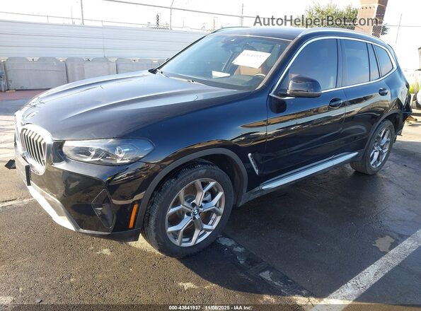 5UX43DP09N9J02131 2022 BMW X3 Black Przód lewy
