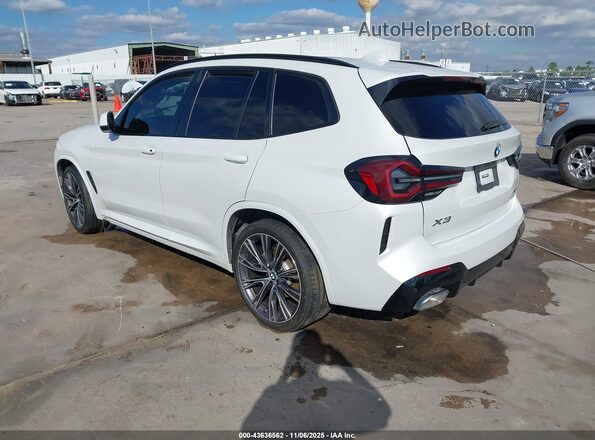 5UX43DP09N9K81688 2022 BMW X3 White Trasero izquierdo