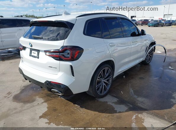 5UX43DP09N9K81688 2022 BMW X3 White Trasero derecho