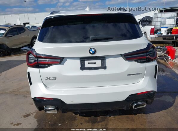 5UX43DP09N9K81688 2022 BMW X3 White 