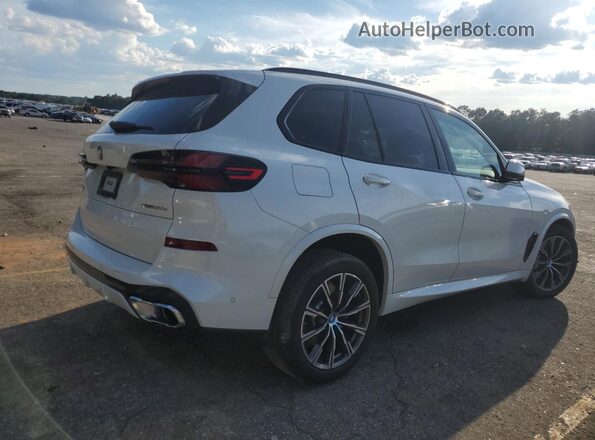 5UX43EU05R9S62183 2024 BMW X5 White Rear right