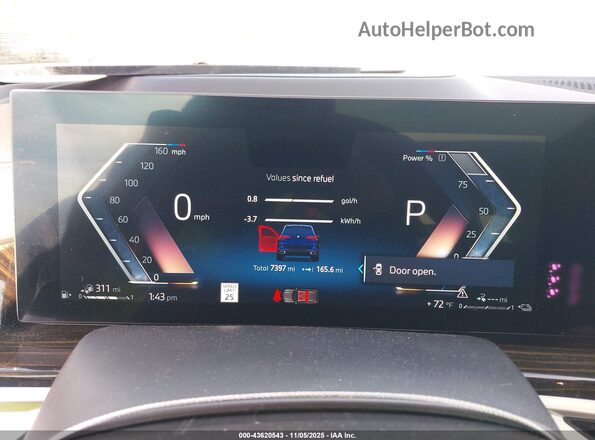 5UX43EU09S9Y75249 2025 BMW X5 Blue Vista de los asientos traseros