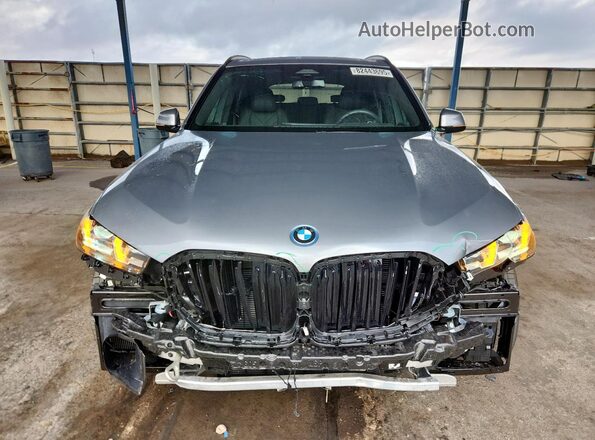 5UX43EU09T9019211 2026 BMW X5 Gray Front view
