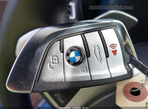 5UX53DP01N9M44080 2022 BMW X3 Blue Առջևի վահանակի տեսք