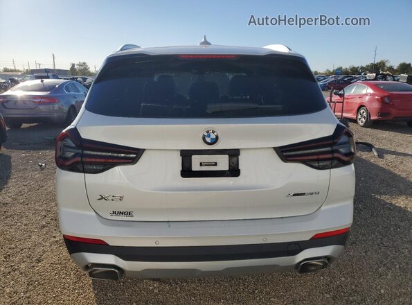 5UX53DP01P9T28655 2023 BMW X3 White Vista trasera