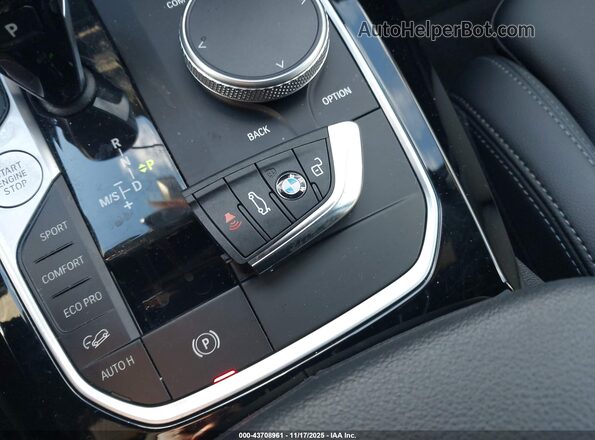 5UX53DP02N9K12488 2022 BMW X3 Black Dashboard view
