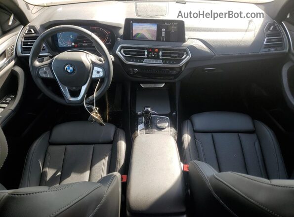 5UX53DP02R9V19648 2024 BMW X3 Серый Вид панели приборов