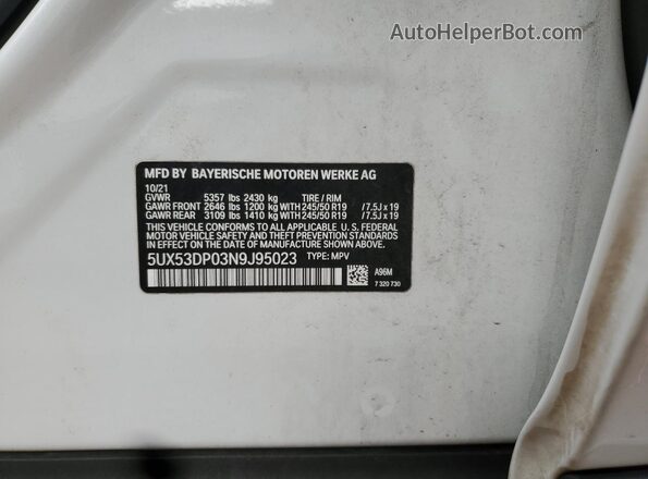 5UX53DP03N9J95023 2022 BMW X3 White Vista del compartimento del motor