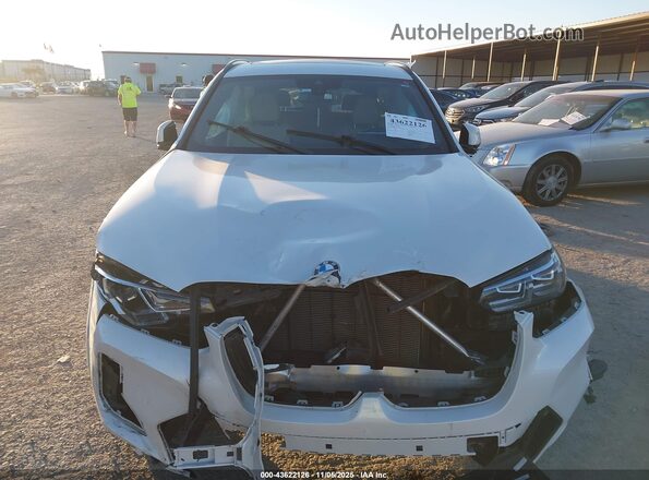 5UX53DP03N9M67828 2022 BMW X3 White Widok zestawu wskaźników