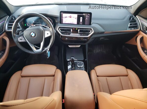5UX53DP06N9J18064 2022 BMW X3 Black Vista del salpicadero
