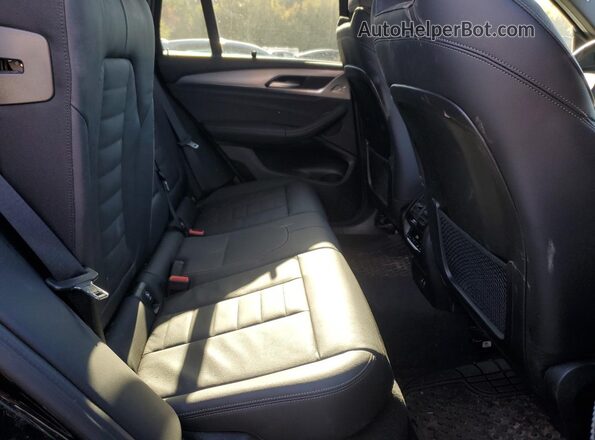 5UX53DP06N9L69473 2022 BMW X3 Black Rear interior view
