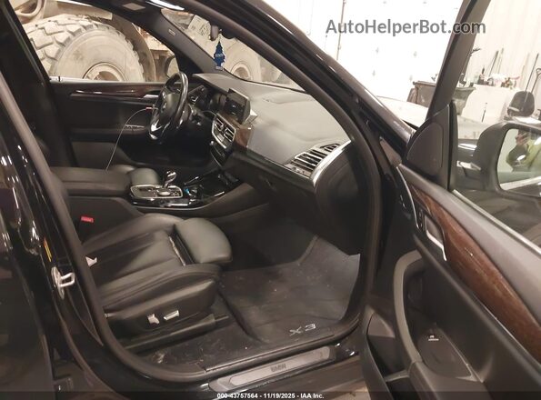 5UX53DP07N9M55505 2022 BMW X3 Black Vista interior delantera