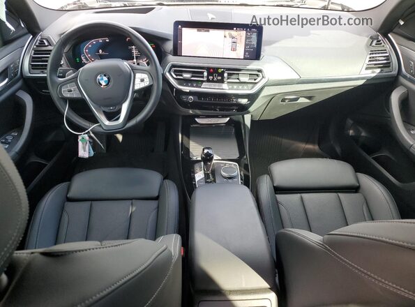 5UX53DP0XR9W09355 2024 BMW X3 Gray Առջևի վահանակի տեսք