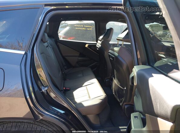 5UX53GP07S9Z45049 2025 BMW X3 Black VIN sticker view