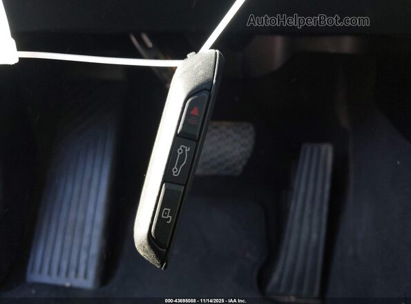 5UX53GP07S9Z45049 2025 BMW X3 Black Dashboard view