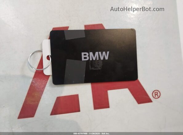 5UX53GP08S9Z04283 2025 BMW X3 Gray Dashboard view