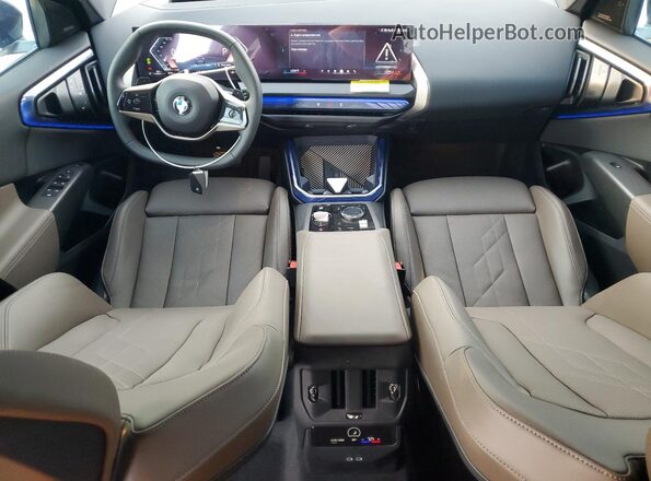 5UX53GP09S9017825 2025 BMW X3 Blue Dashboard view