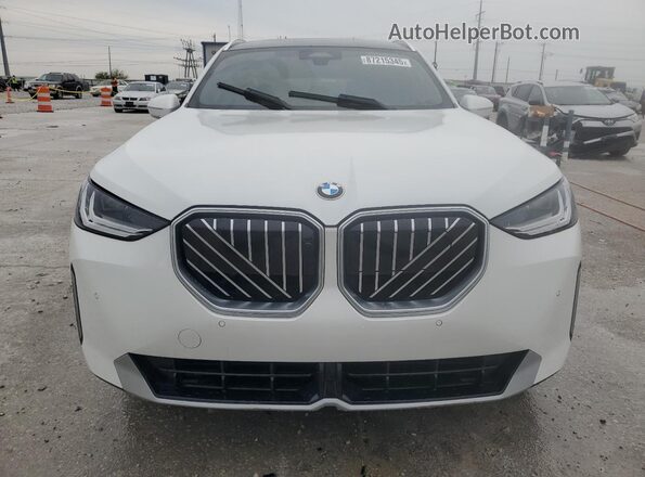 5UX53GP09S9119139 2025 BMW X3 White Front view