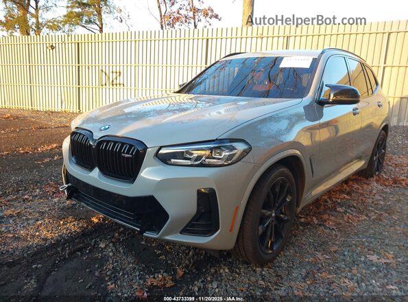 5UX83DP01N9J71526 2022 BMW X3 Gray Front left