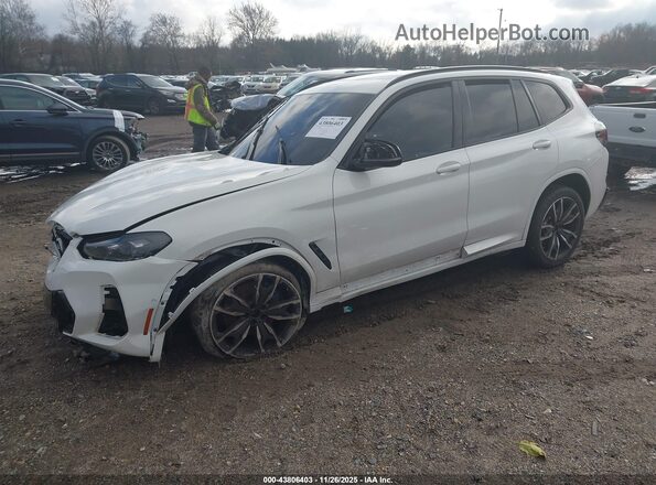 5UX83DP06N9K90138 2022 BMW X3 White Vista tres cuartos delantera izquierda