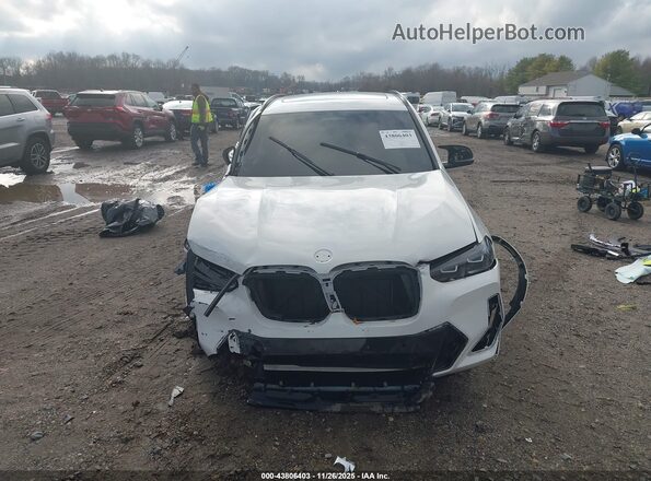 5UX83DP06N9K90138 2022 BMW X3 White Vista del cuadro de instrumentos