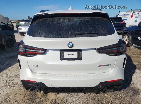 5UX83DP06R9T82307 2024 BMW X3 White უკანა ხედი