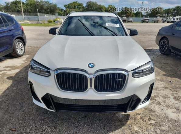 5UX83DP06R9T82307 2024 BMW X3 White წინა ხედი