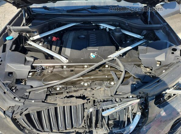 5UXCR4C01L9C67560 2020 BMW X5 Black Engine compartment view