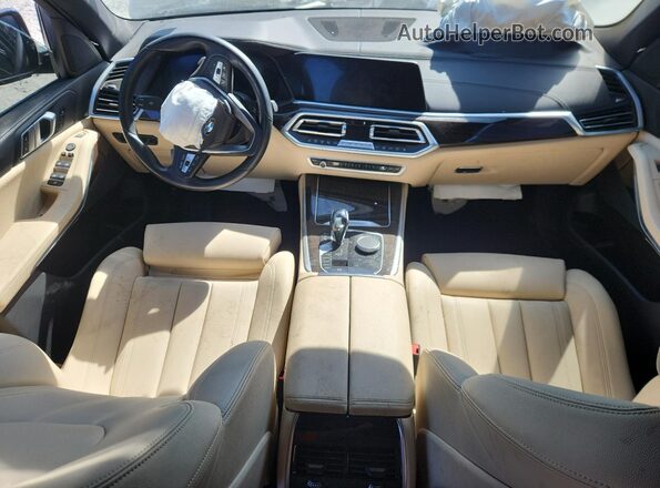 5UXCR4C01L9C67560 2020 BMW X5 Black Dashboard view